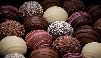 تصویر 1 از قیمت شکلات کاکائویی مغزدار + خرید باور نکردنی